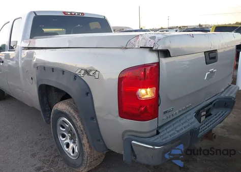 2008 Chevrolet Silverado 1500 Work Truck z USA, uszkodzony, nr VIN 2GCEK190981185786